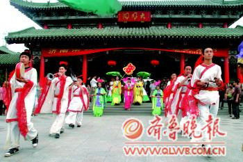 濟(jì)南 城市營銷 國家5A級(jí)旅游景區(qū) 大明湖 北京愛情故事