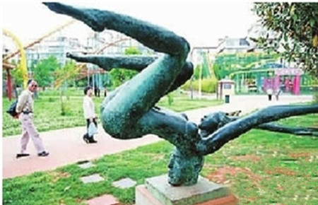 昆明大觀園“裸女”