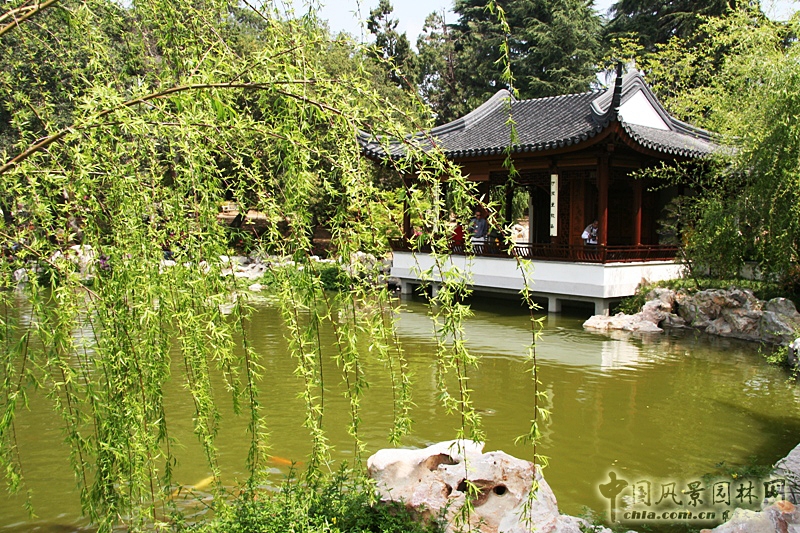 流芳園