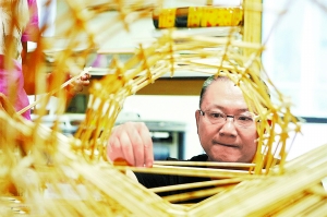 工作中的王澍
