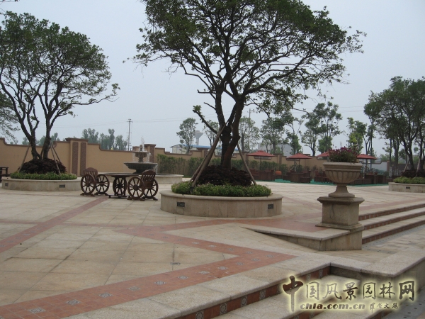 2015住宅景觀獎(jiǎng)：洞庭湖國(guó)際公館一期別墅景觀綠化