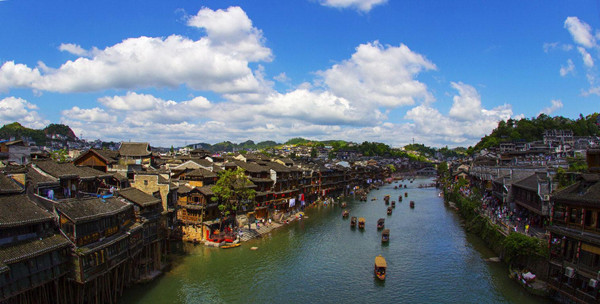 古城鳳凰與東方園林產業集團合作打造“世界級旅游目的地”