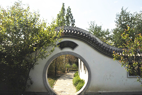 中國風(fēng)景園林網(wǎng)考察世界花卉大觀園