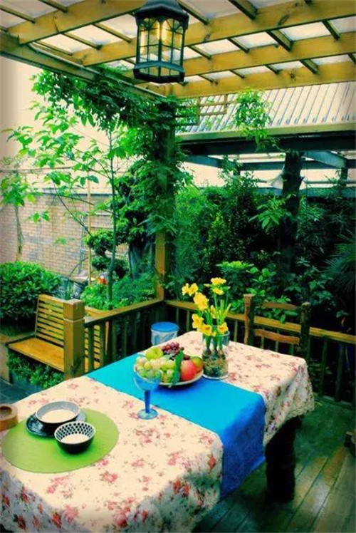 民宿設(shè)計：我想有個院子，繁花爬滿籬笆