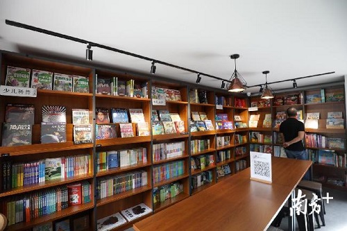 珠海鬧市中，藏著一座琴棋書畫的“世外園林”