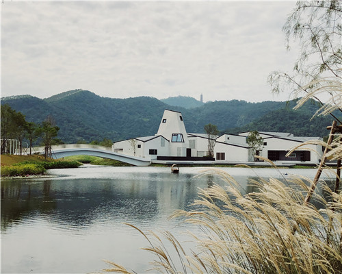 鄉(xiāng)建，留住鄉(xiāng)愁
