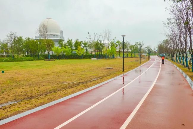 上海最大海綿公園“星空之境”開園試運行