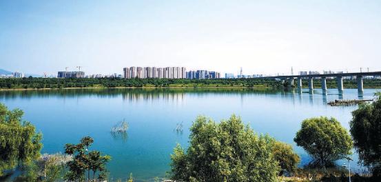 北京永定河豐臺段現水岸森林景觀