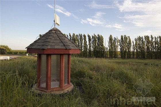 加州掩土農場小屋