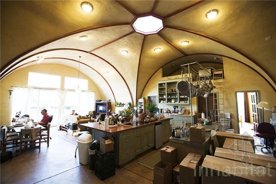 加州掩土農場小屋